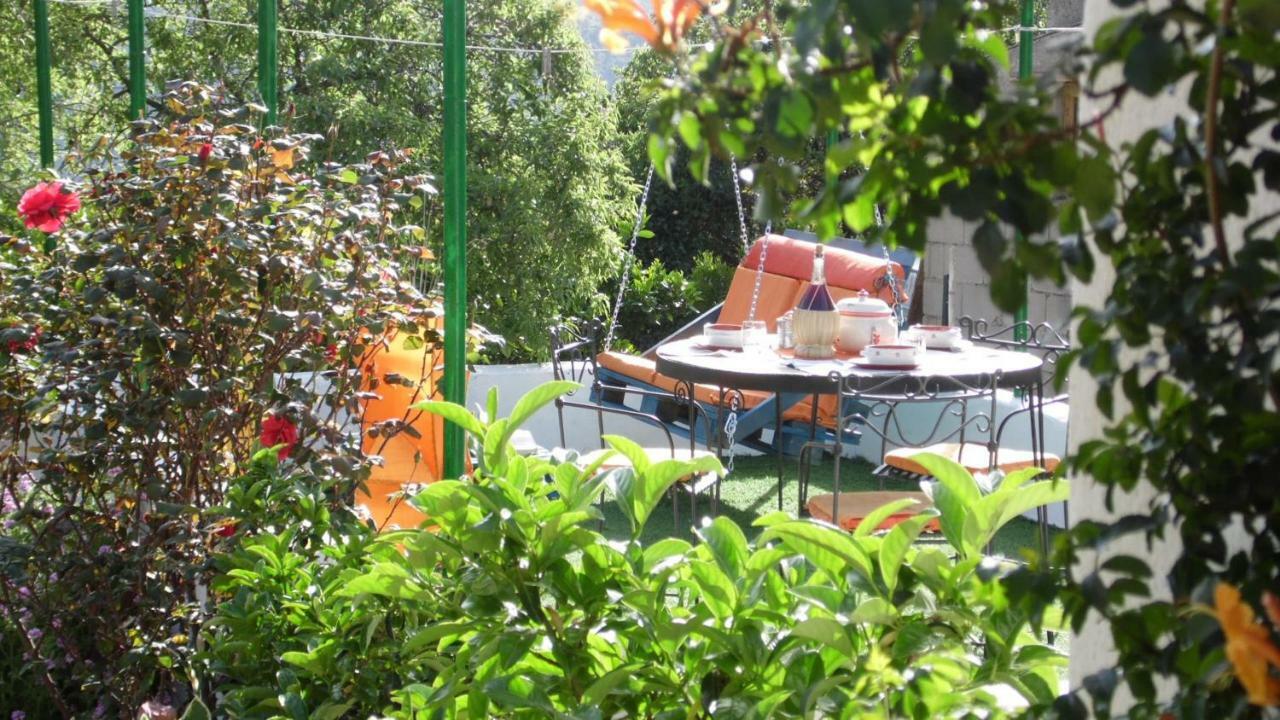 Villa Ferulas Oliena Kültér fotó